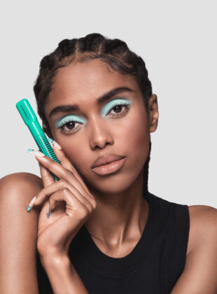 MAC FY23 LashDryShampoo Web Global sRGB72