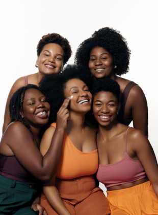 Linha de Skincare para peles negras da Negra Rosa