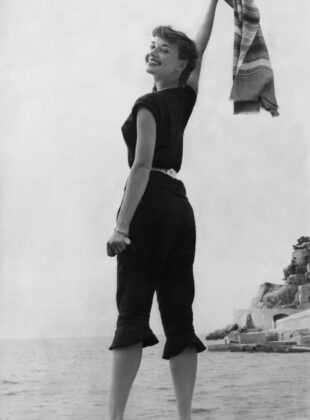 6 ícones de estilo que adotaram a calça capri: Audrey Hepburn