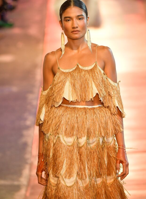 Look da coleção verão 2024 de Helô Rocha na SPFW N56
