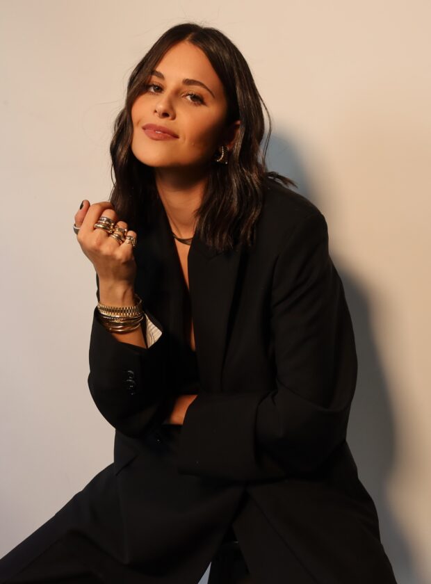 IL20231123204132 stylist dani michelle