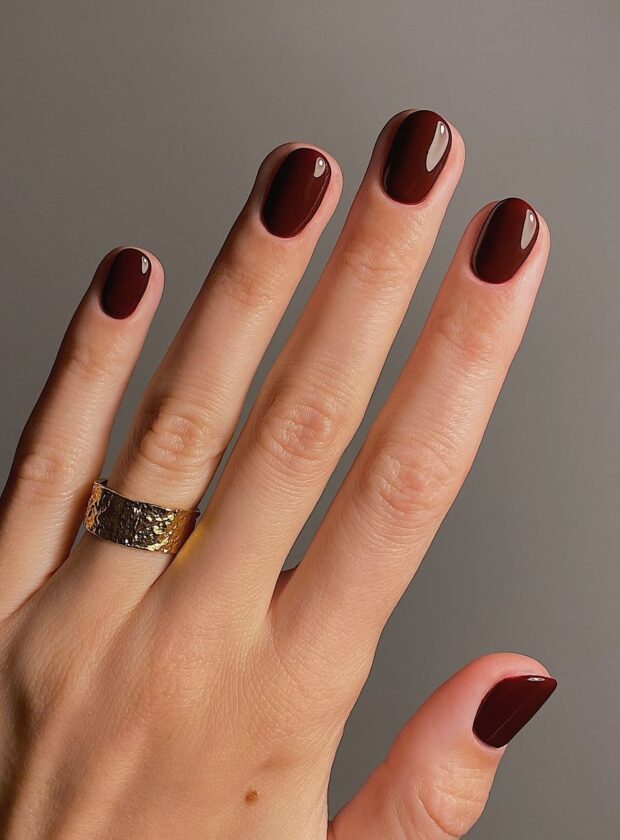 unhas redondas