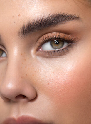 Produtos para sobrancelhas