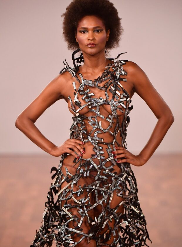 Look do desfile de Lino Villaventura na SPFW N57.