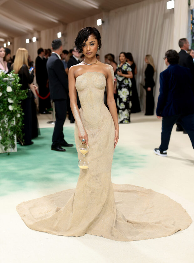 tyla usa tendência da cor bege no met gala 2024
