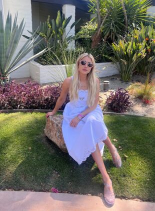 afinal, como usar looks com sandálias de plástico sofisticados?