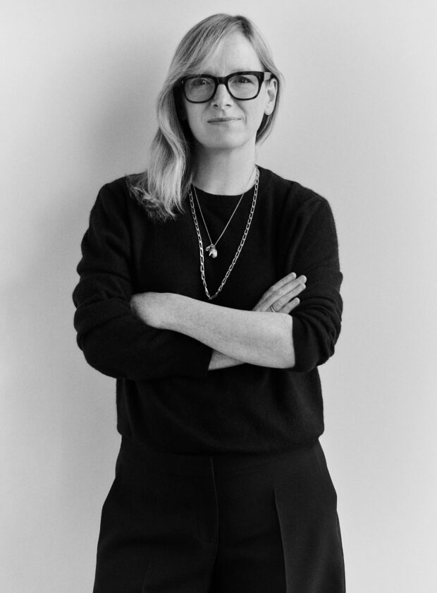 Sarah Burton é a nova diretora criativa da Givenchy.