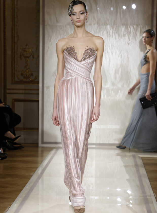 Giorgio Armani Privé verão 2025 alta-costura.