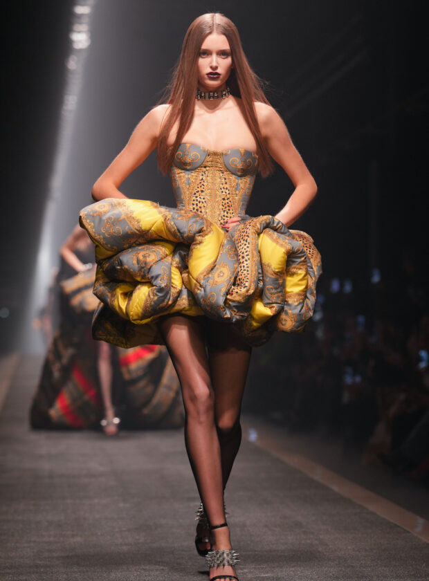 versace FW25 GettyImages 2202550559