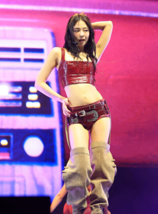 GettyImages 2209617863 768x1152 1