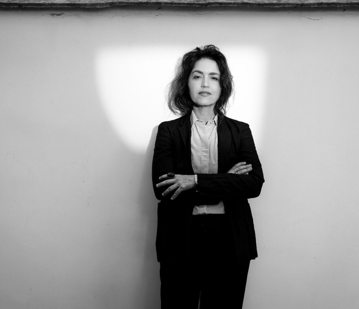 Manuela Dias fala sobre o desafio de assinar a nova versão da novela Vale tudo Manuela Dias, autora da nova versão da novela Vale tudo