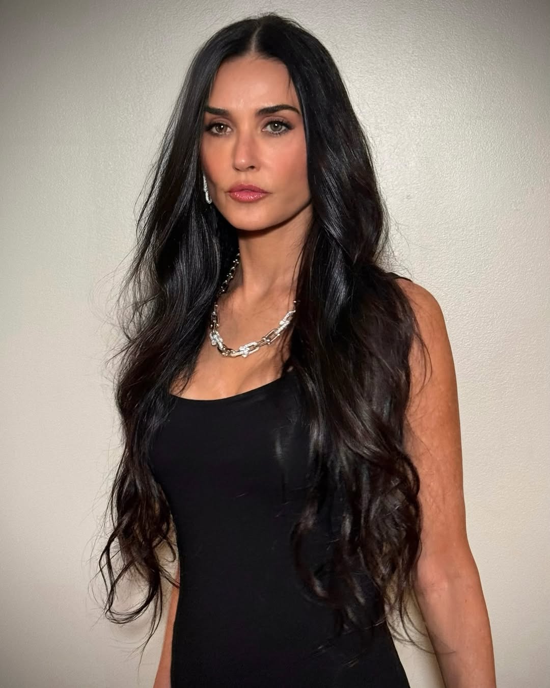 6 inspirações de cortes de cabelo longo para atualizar o visual sem abrir mão do comprimento cortes de cabelo longo
