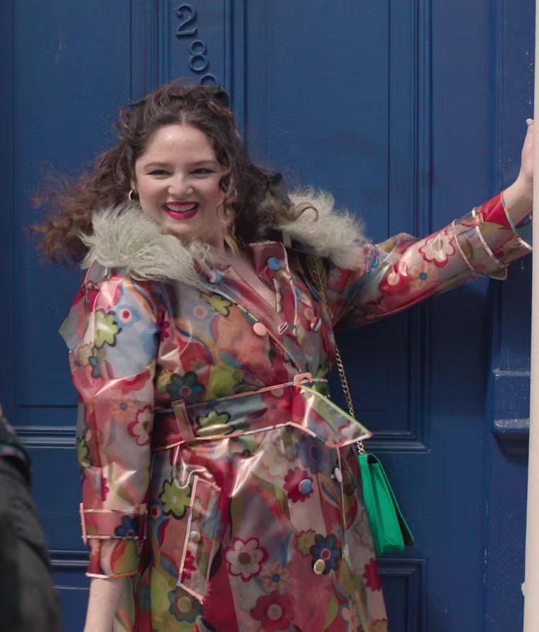 Megan Stalter em Too Much: tudo sobre looks da protagonista Jess megan stalter em too much 04