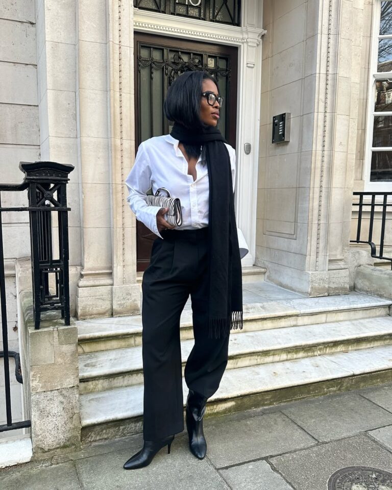 A bota de cano curto pode te surpreender em looks cheios de estilo
