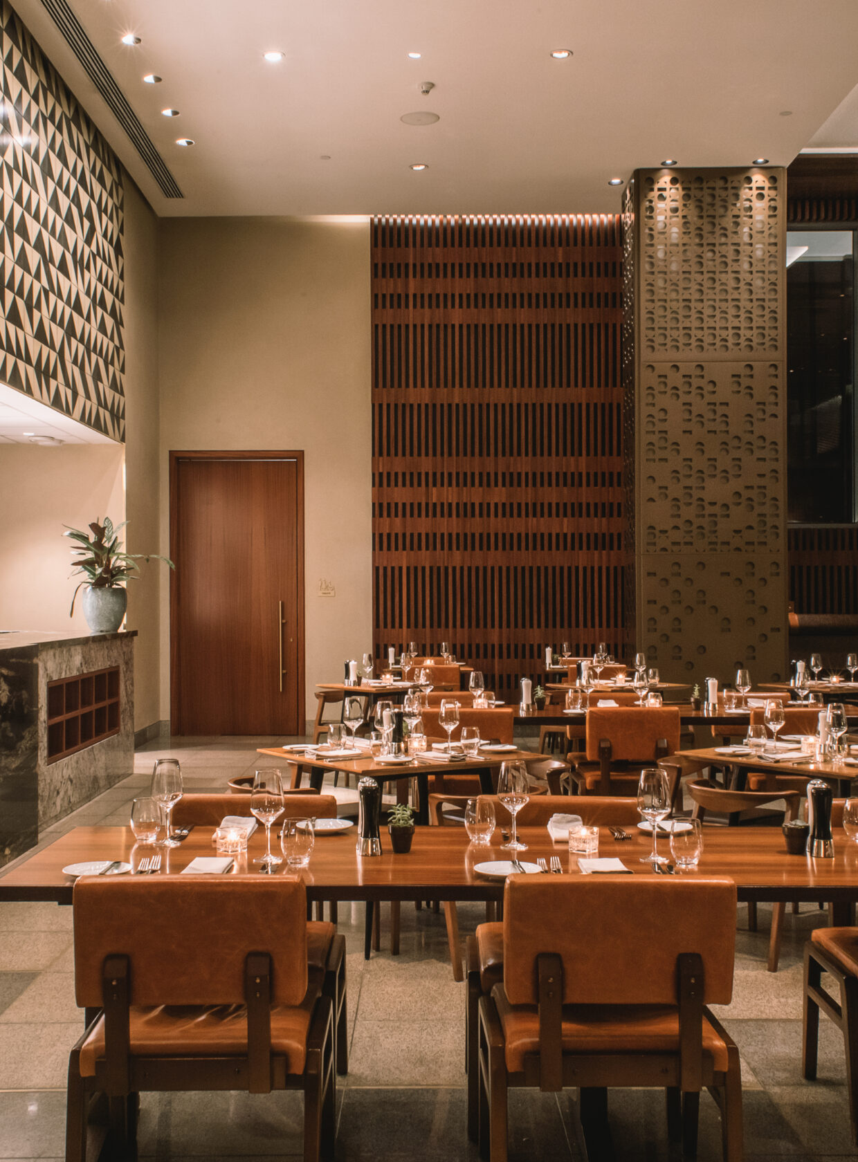 Com novo chef, restaurante Neto aposta em menu autoral com ingredientes locais restaurante Neto