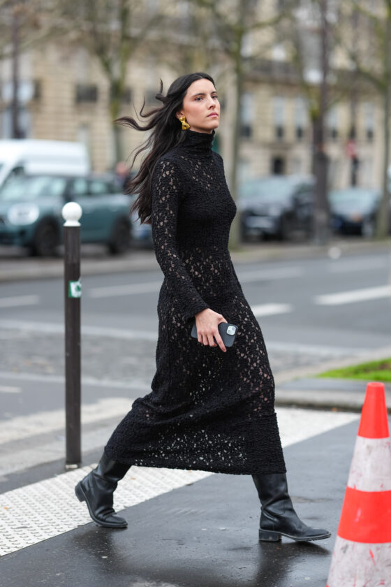 vestido de renda nos looks de street style