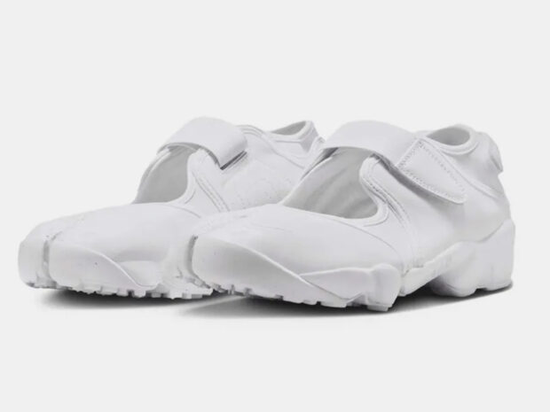 Sapatos estilo tabi Nike Air Rift