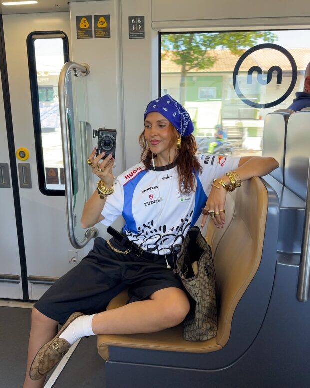 looks com acessórios de cabeça