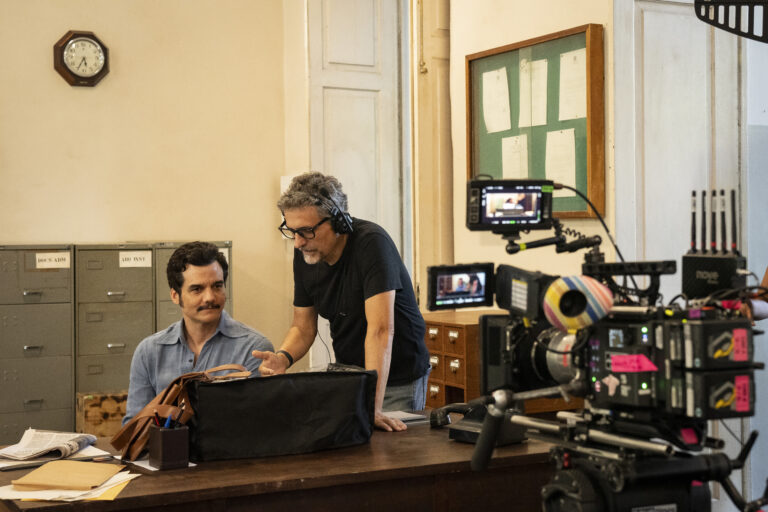 O Agente Secreto: como Rita Azevedo construiu o figurino do filme Wagner Moura e Kleber Mendonca Filho Creditos Victor Juca