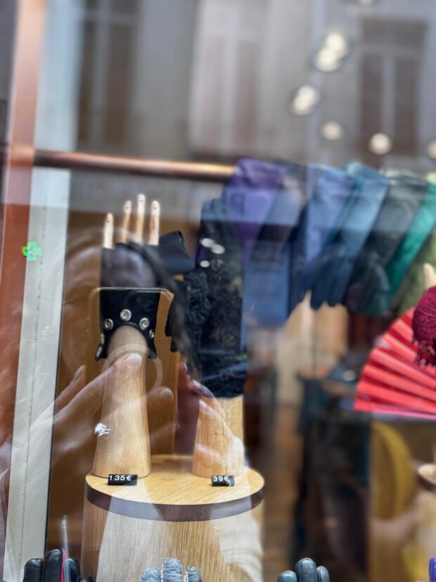 7 lugares tradicionais em Paris para amar WhatsApp Image 2025 08 27 at 12.01.12 1