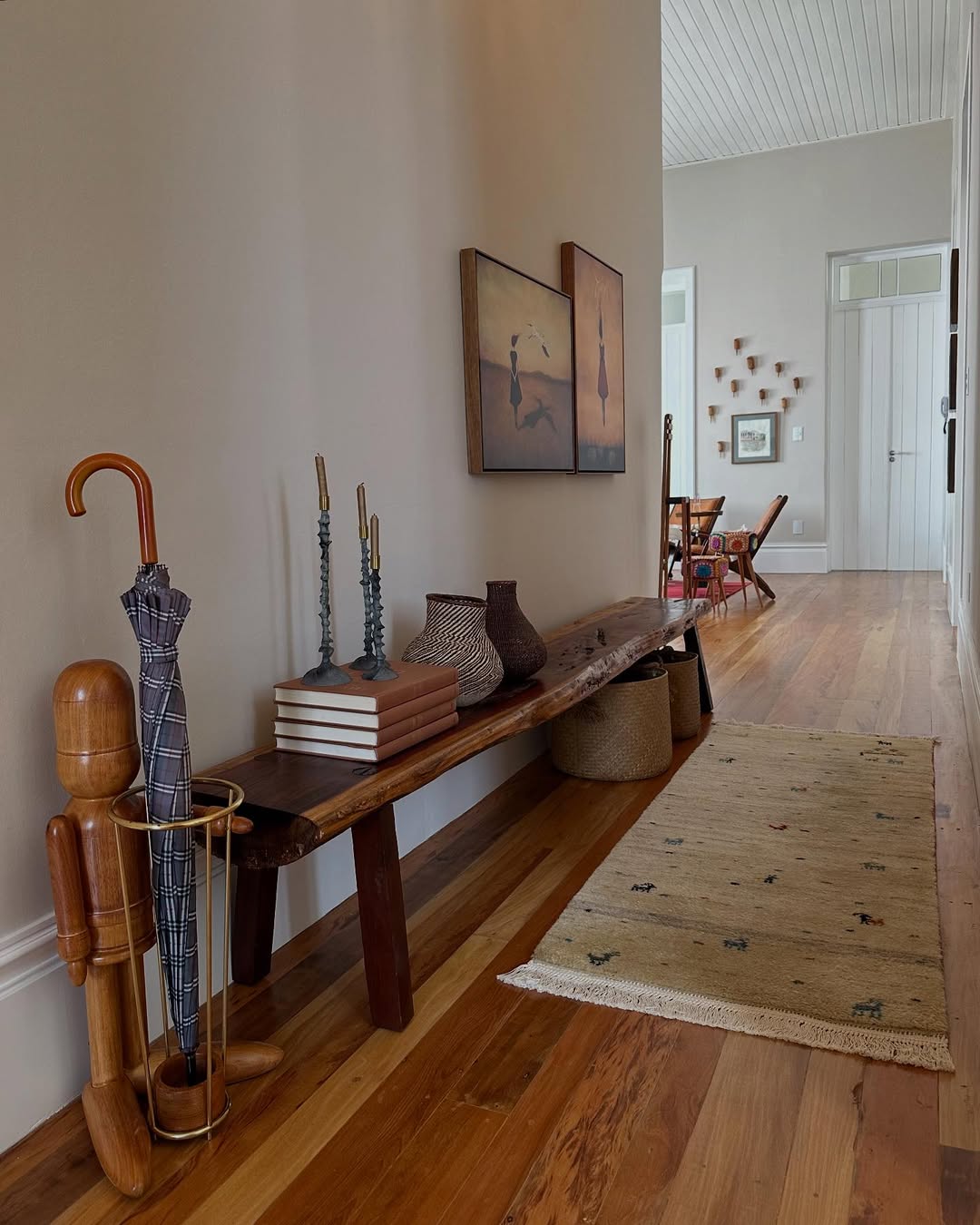 corredor decorado SaveClip.App 486674426 18490001236029491 6320605120454524560 n