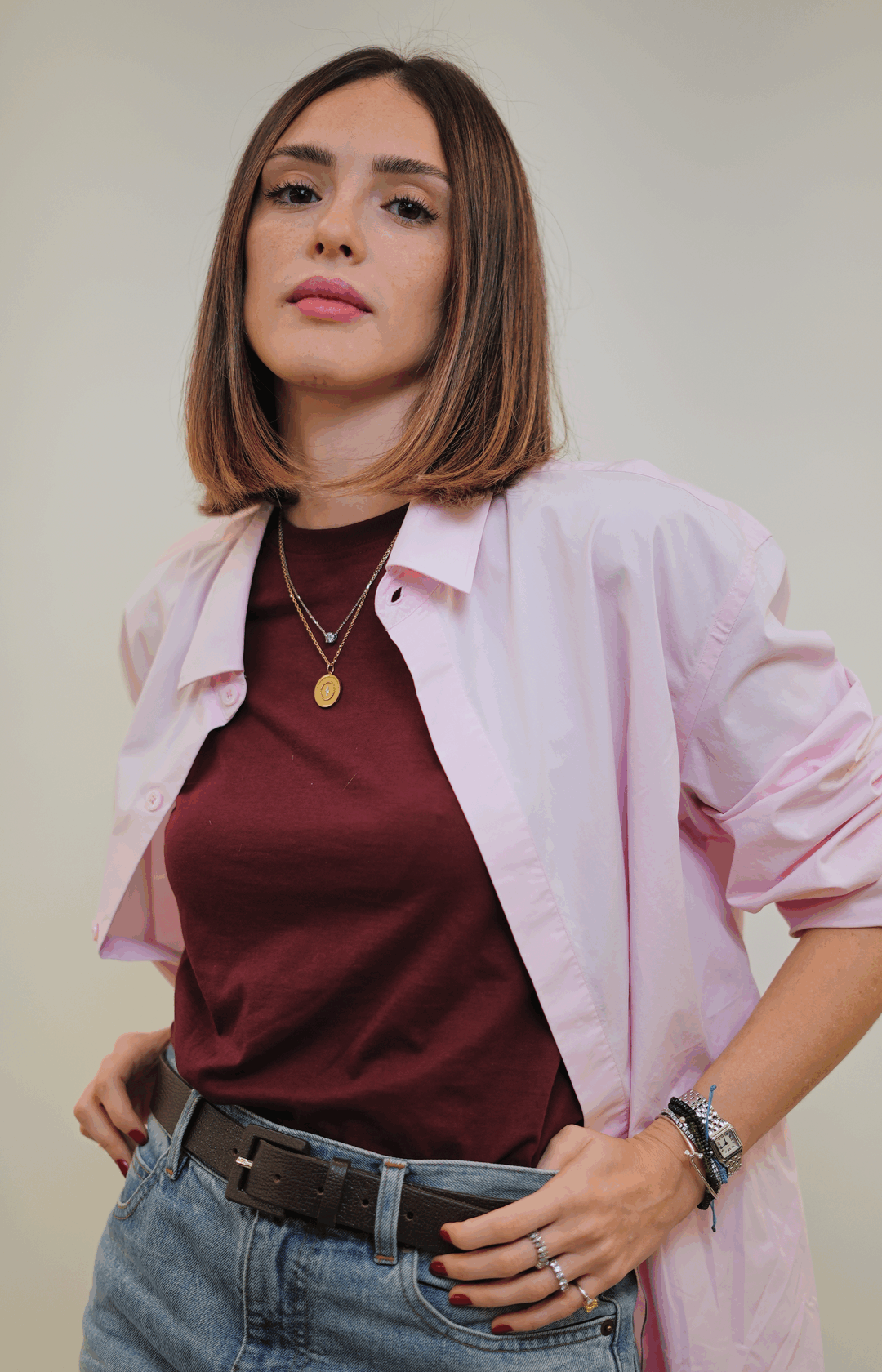 isabelle drummond revela cabelo moreno iluminado