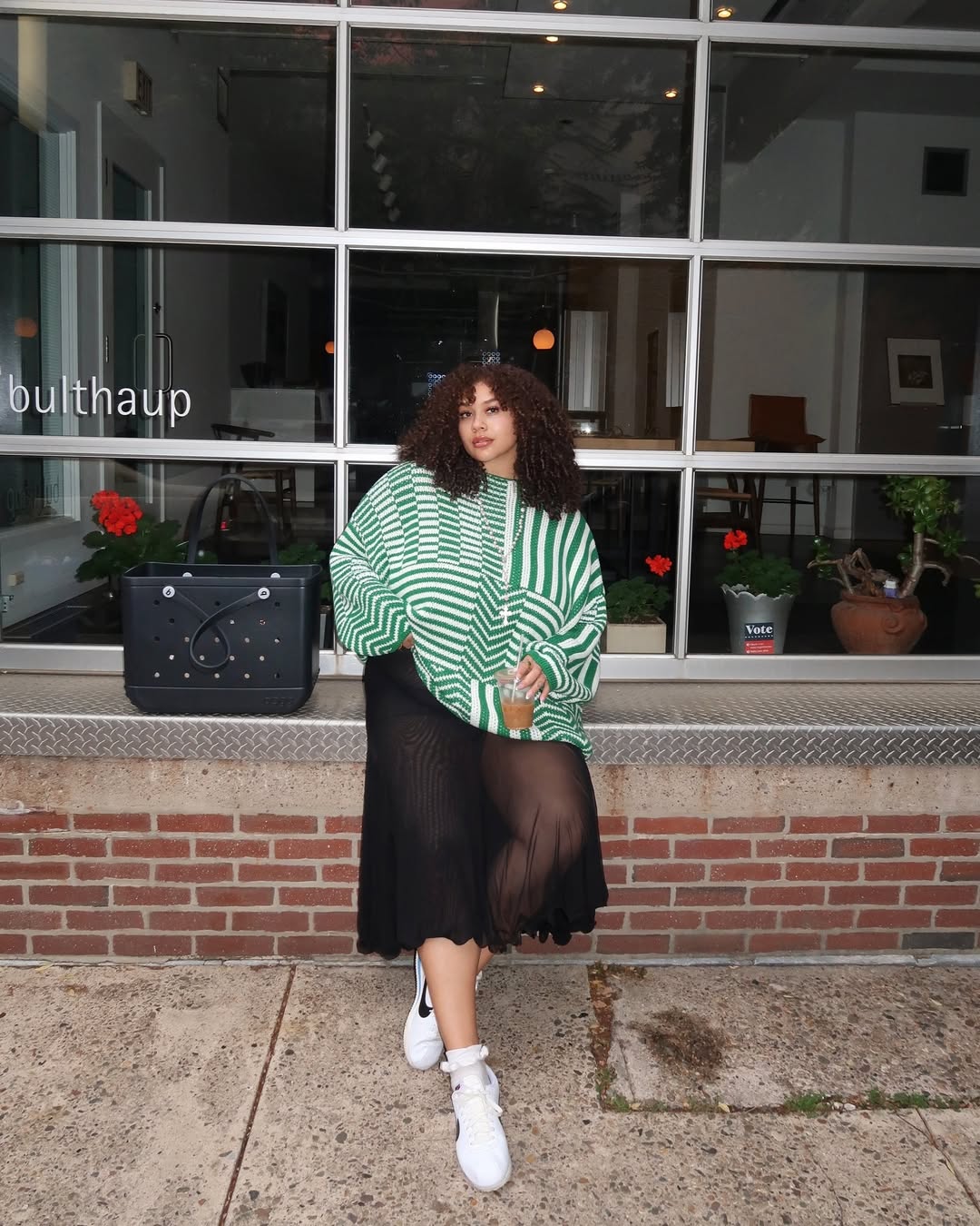 looks com saia transparente