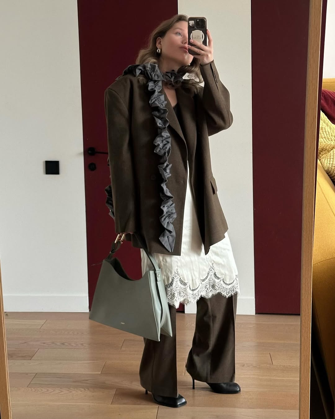 marieemets_looks_com_calça_de_alfaiataria