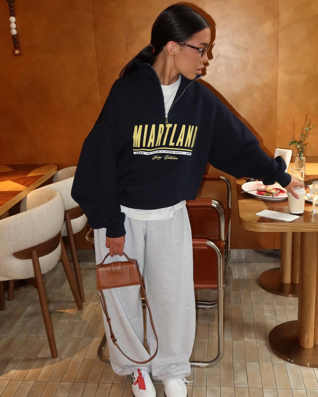 montrealnaya_moletom_de_gola_alta