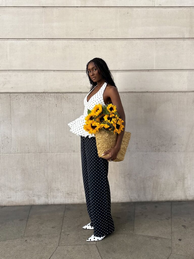 a estampa poá é tendência de moda