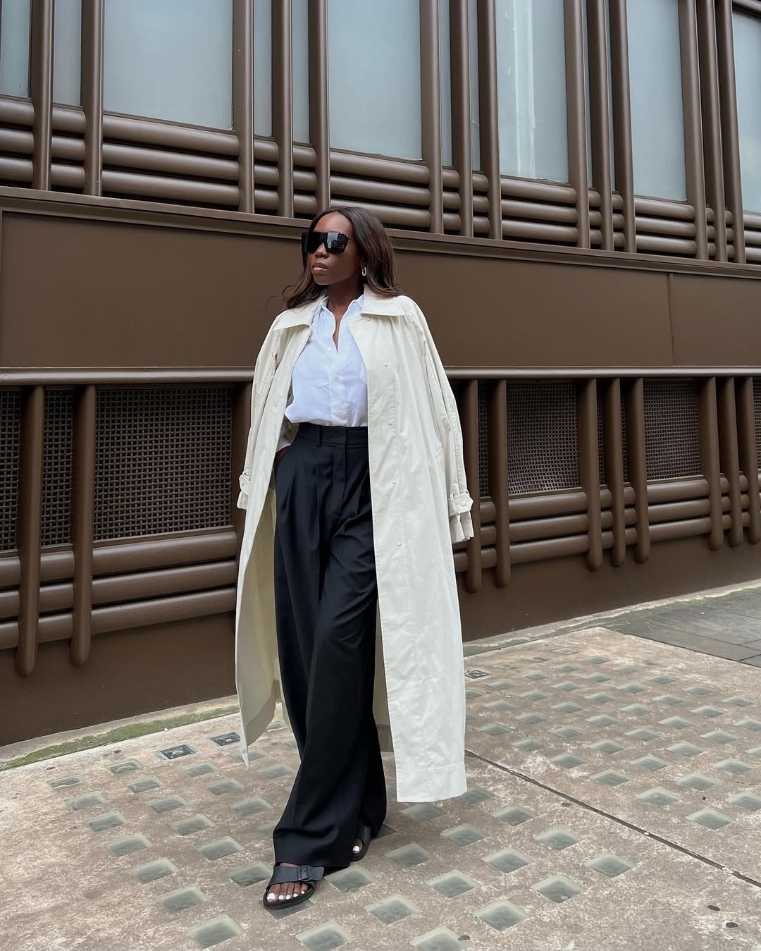 sandália birken: como usar o ano inteiro em looks estilosos e confortáveis