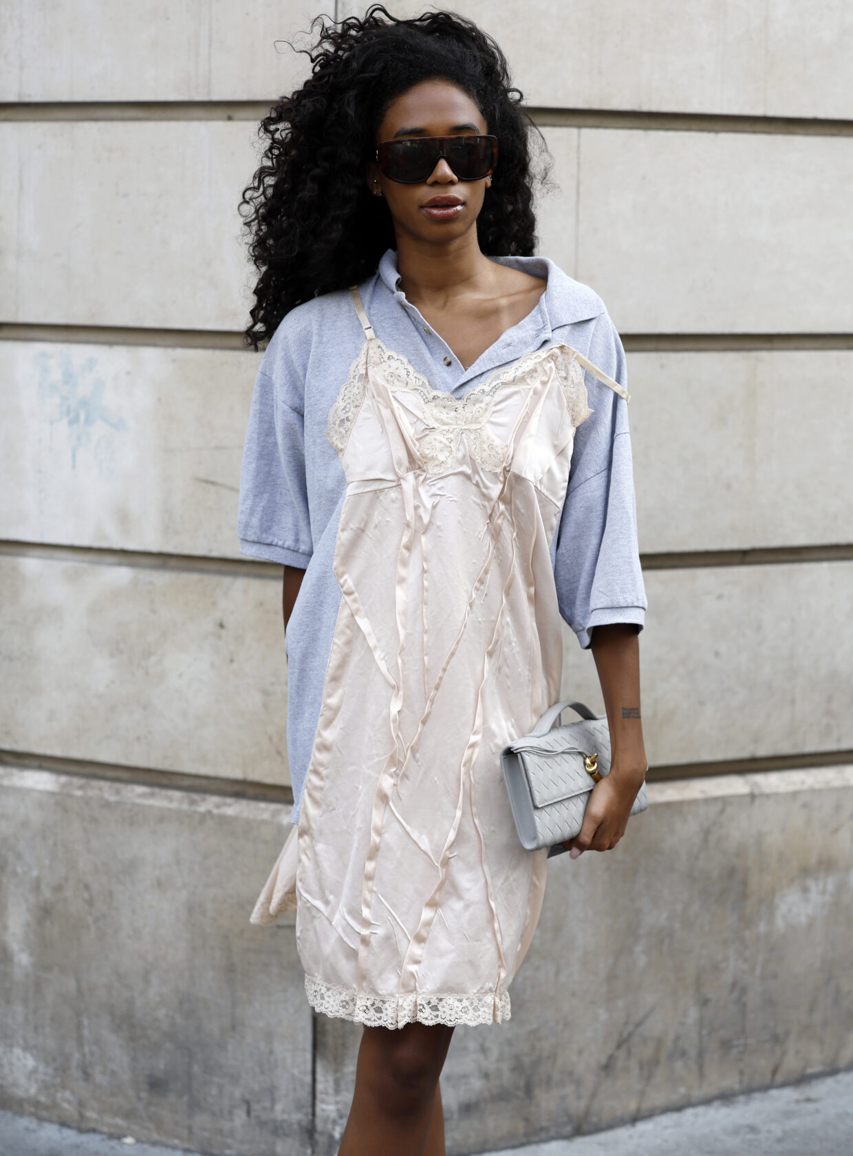 como usar vestidos com renda em diferentes ocasiões