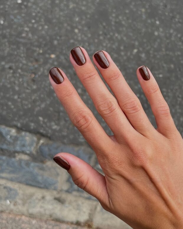 Esmaltes em alta: 6 opções para levar na sua próxima visita à manicure esmaltes em alta