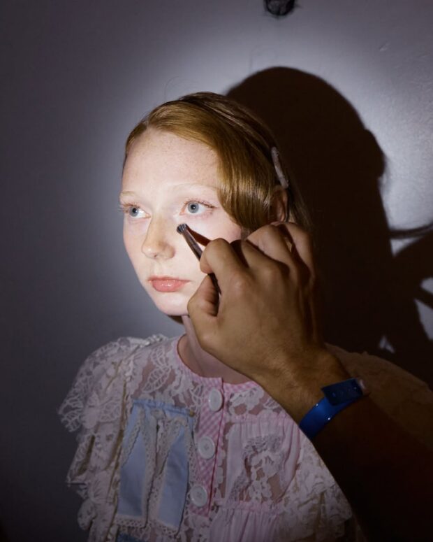 Maquiagem cutie girl: a tendência que nasceu nas passarelas e promete dominar os feeds maquiagem cutie girl