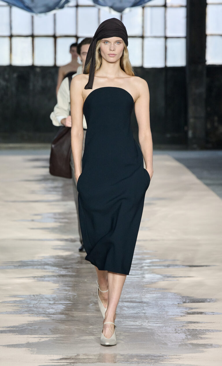 BOSS Spring Summer 26 Fashion Show RUNWAY 007 9x16 original