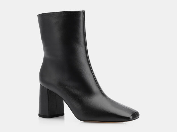 Capa de chuva: 5 looks estilosos para o trabalho Capa de chuva set23 Corello