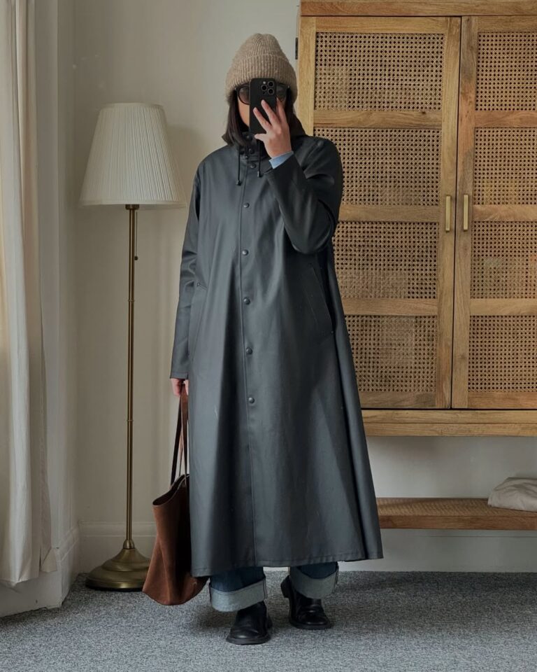 Capa de chuva: 5 looks estilosos para o trabalho Capa de chuva set23 francescalouise.cooney