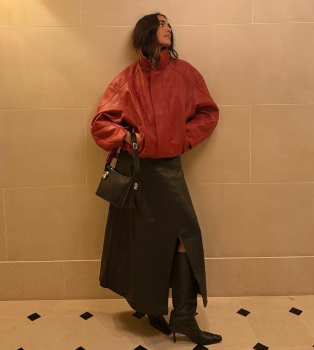 looks com jaquetas com gola alta