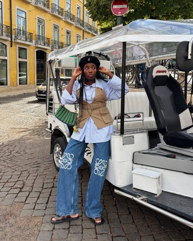 looks com camisa azul listrada