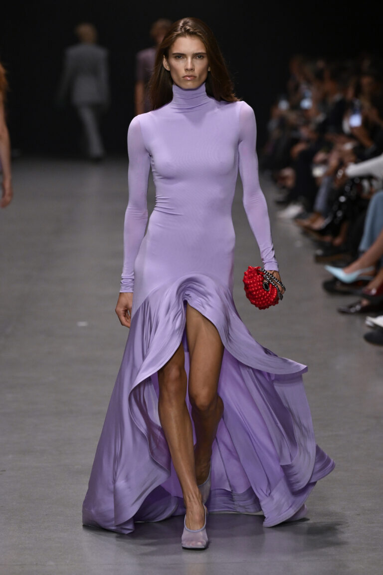 StellaMcCartneyVer26 GettyImages 2237960643