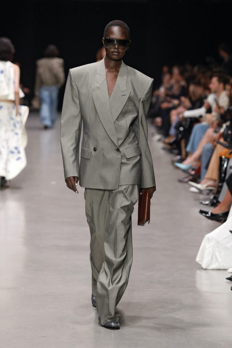 StellaMcCartneyVer26 GettyImages 2238392925