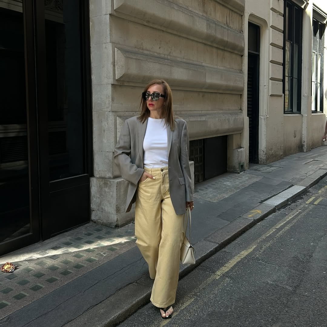 looks amarelo manteiga