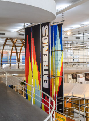 Bienal de Arquitetura de São Paulo: vista da Oca, no parque do Ibirapuera.