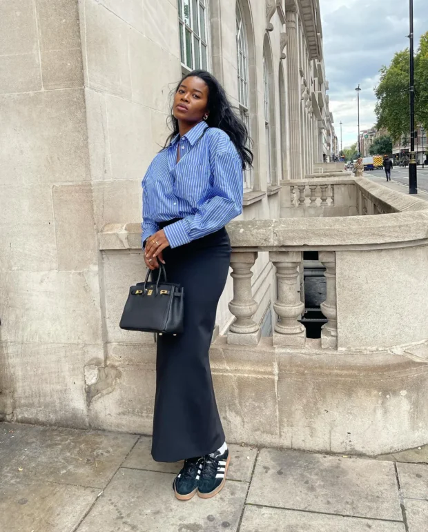 looks com camisa azul listrada