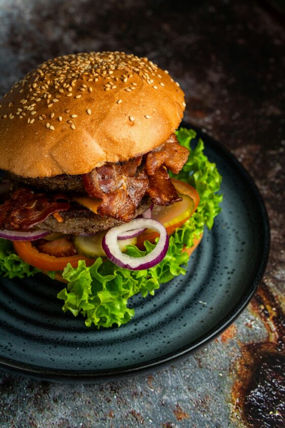 6 passos para fazer o hambúrguer caseiro perfeito Hambúrguer caseiro