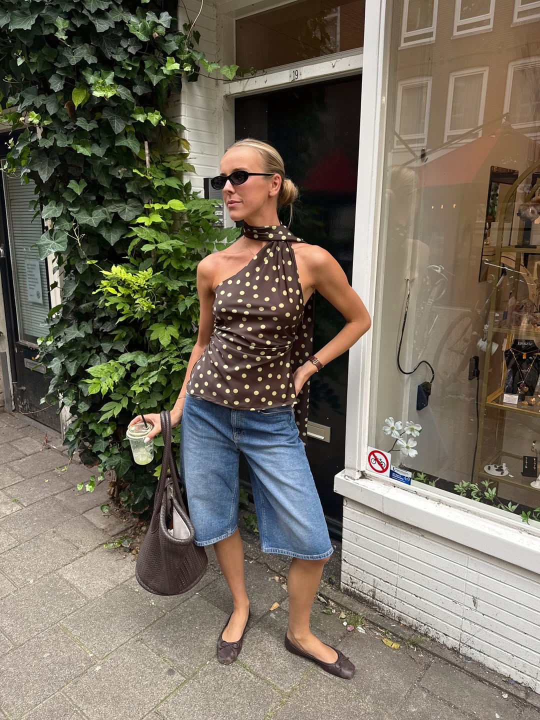 looks com poá coloridos