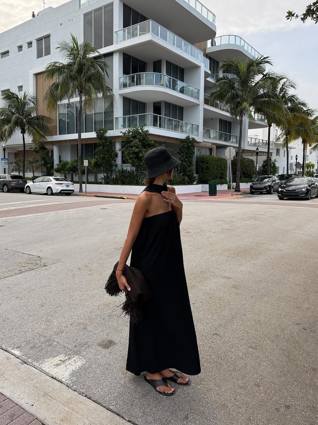 6 looks com chapéu bucket para se inspirar no próximo verão chapeu bucket