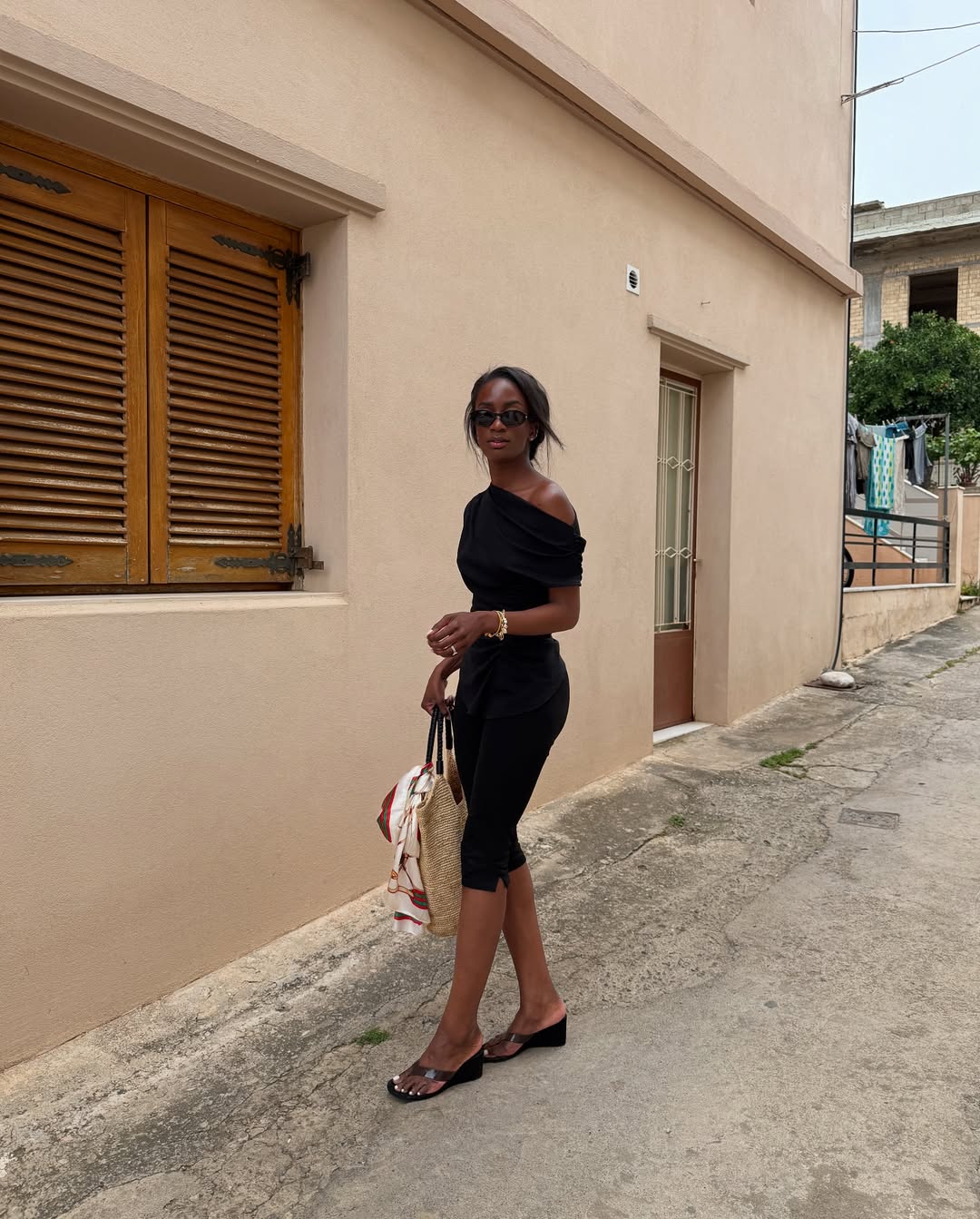 looks com salto anabela