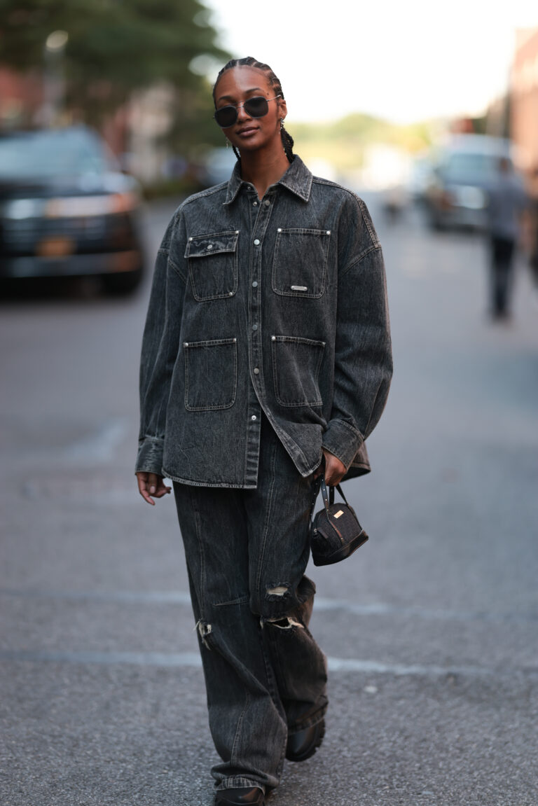 como usar o look all jeans na primavera