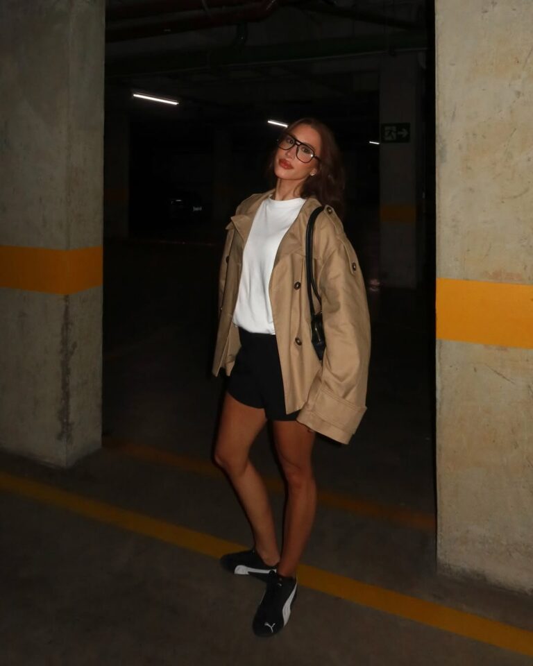 looks para o the town 2025